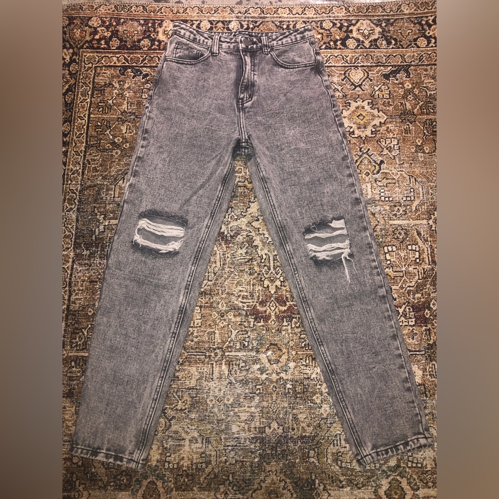 Size 0 Boyfriend Cut distressed Jeans